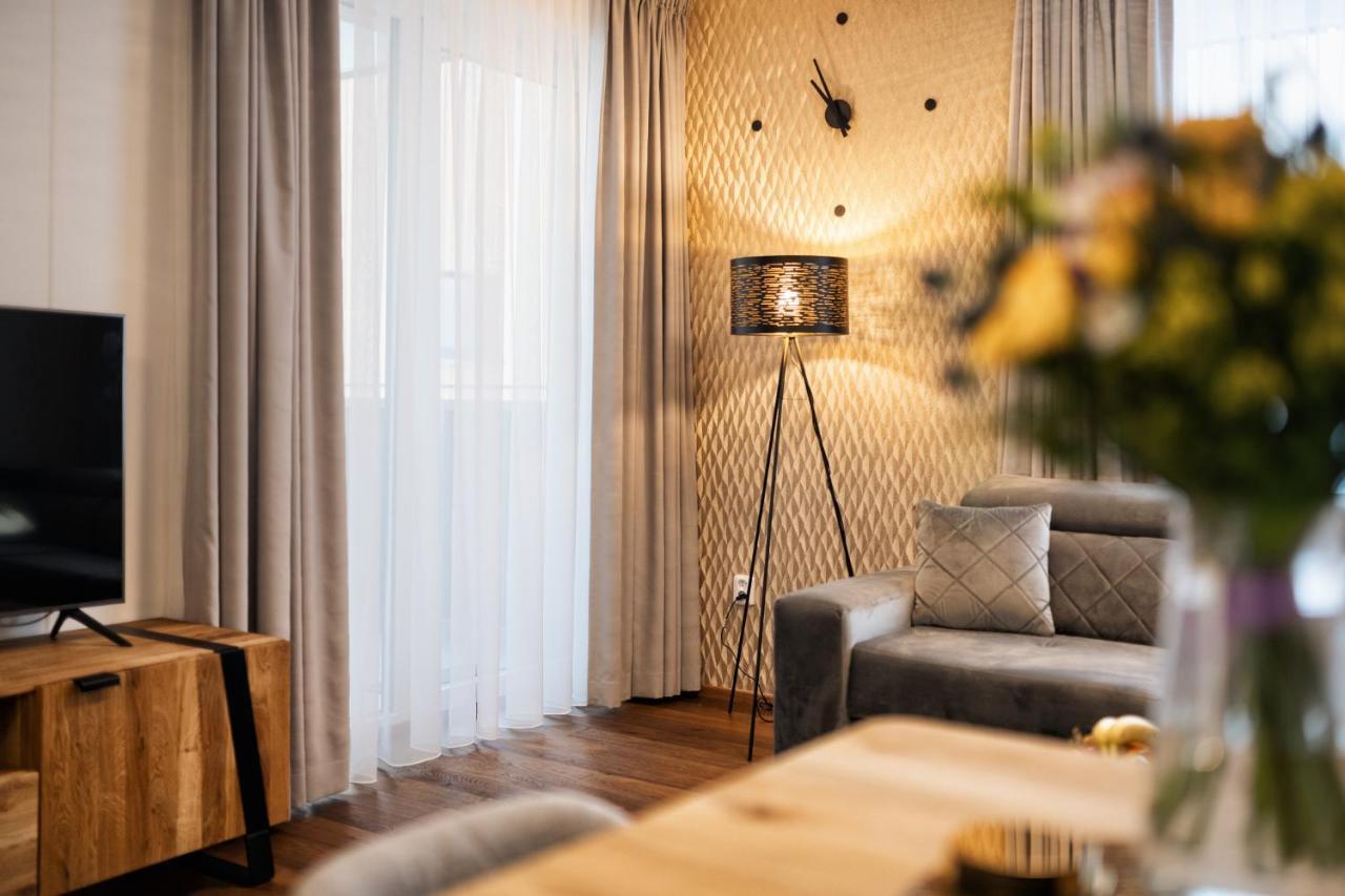 Apartmany Horska, Vrchlabí エクステリア 写真