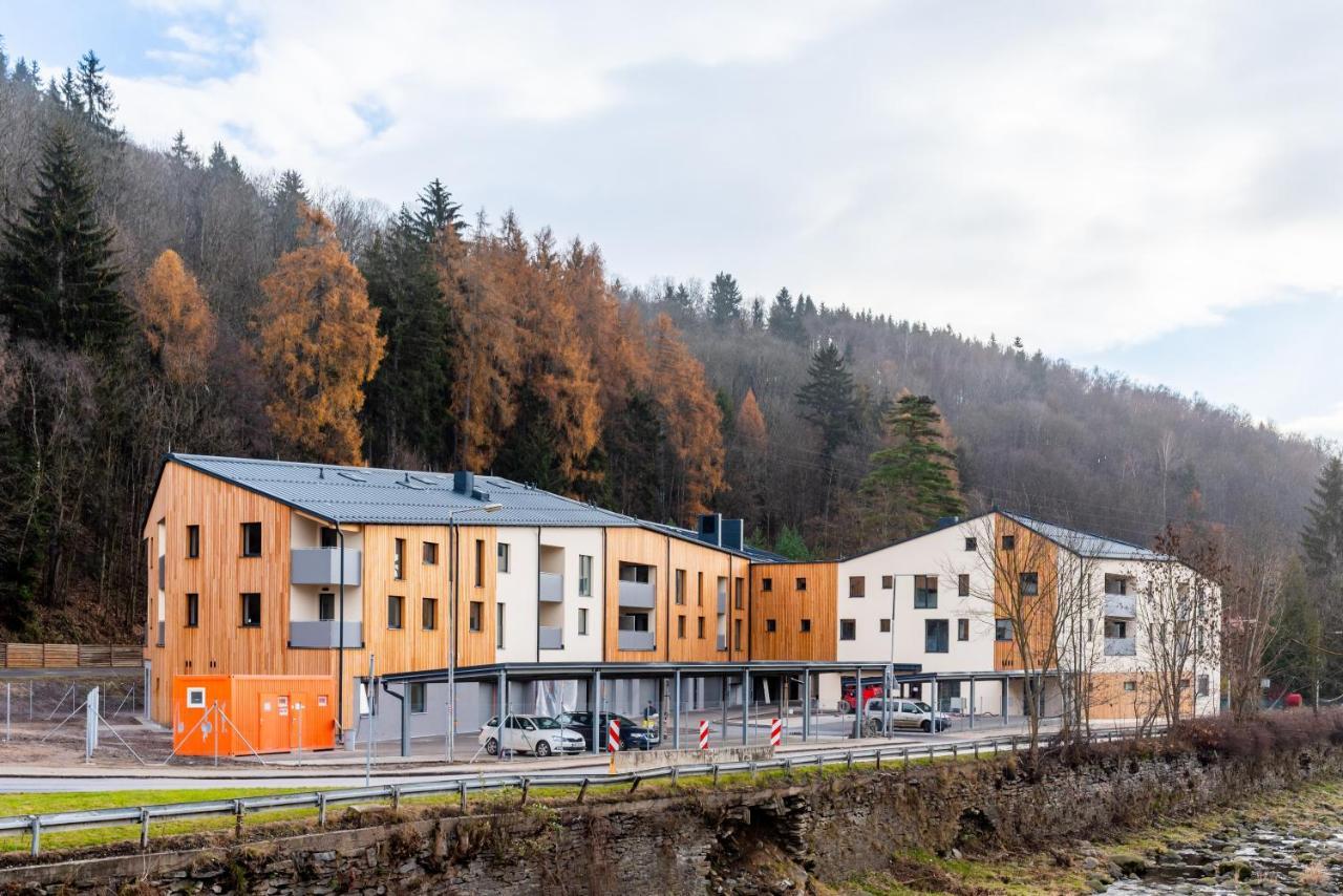 Apartmany Horska, Vrchlabí エクステリア 写真