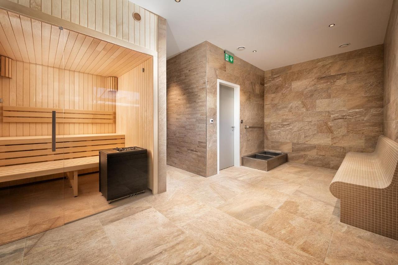 Apartmany Horska, Vrchlabí エクステリア 写真